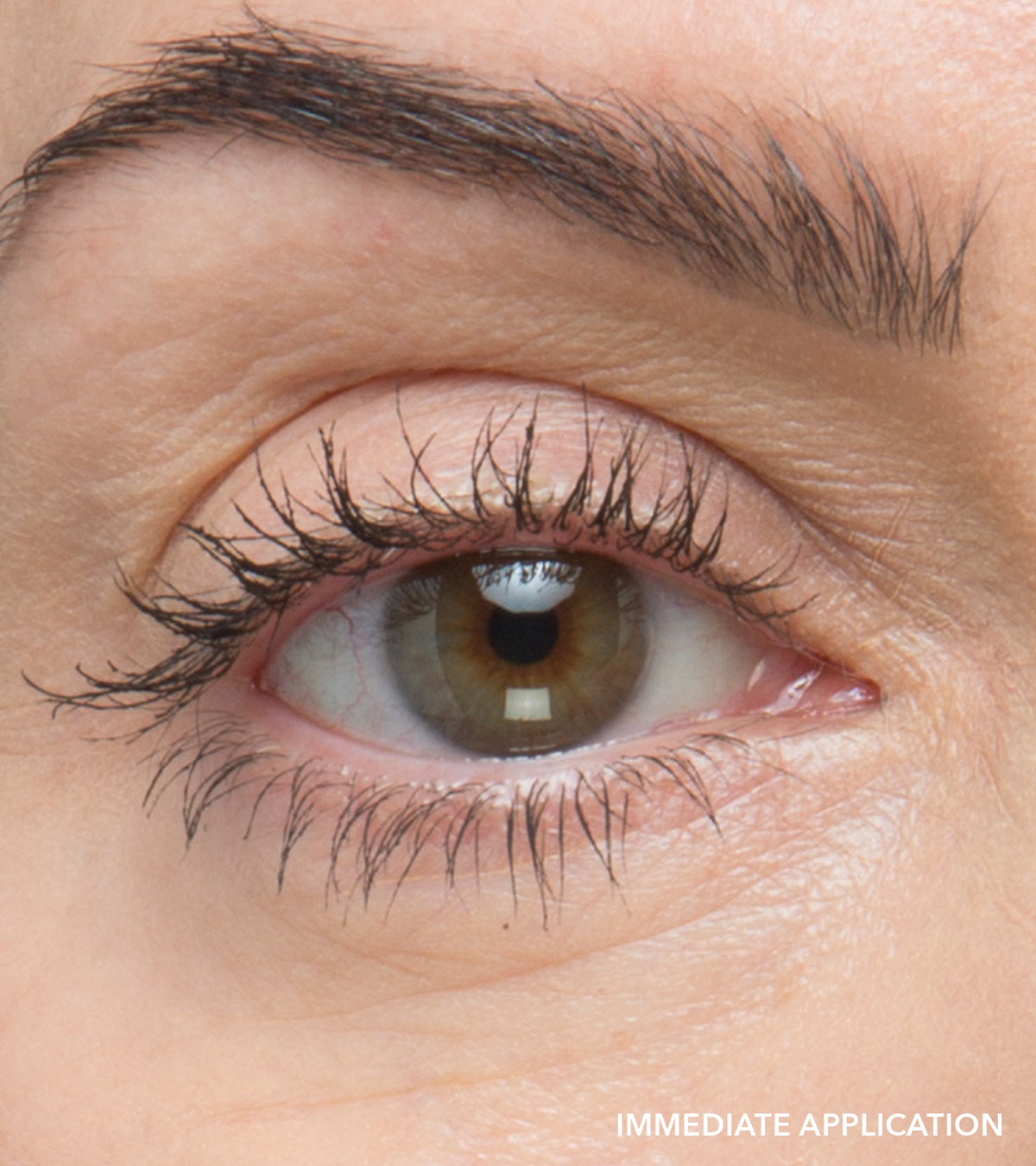 No Makeup Makeup Close up of eyelashes wearing one coat of Perfect Swipe Mascara